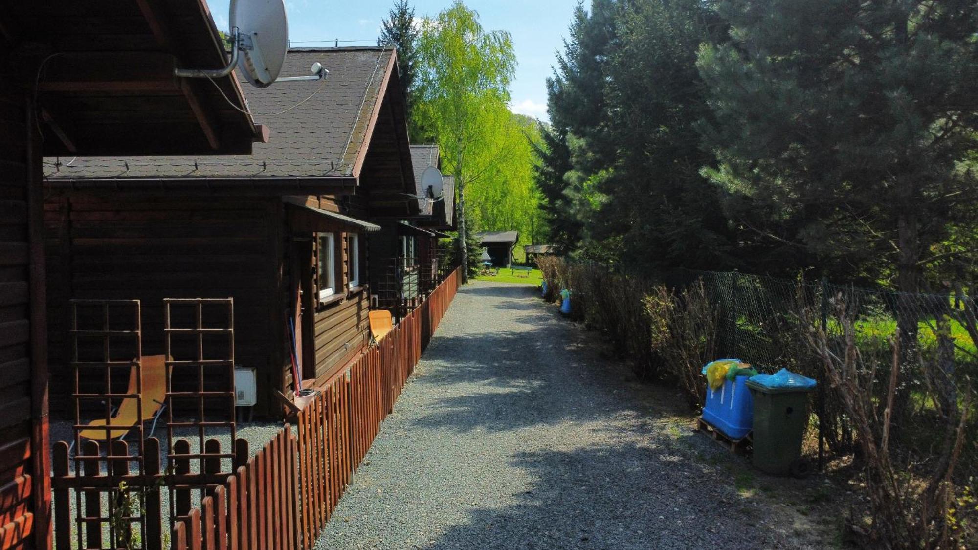 Stanica Pod Zadzierna Domki Caloroczne Lubawka Exteriör bild